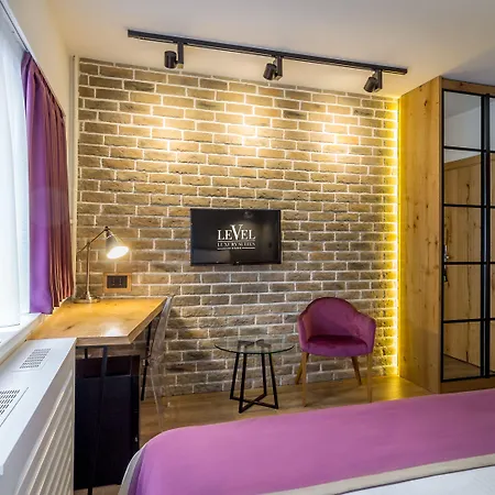 Level Luxury Bed & Breakfast 4*