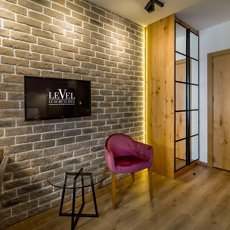Level Luxury Bed & Breakfast Belgrade