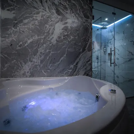 Bed & Breakfast Level Luxury