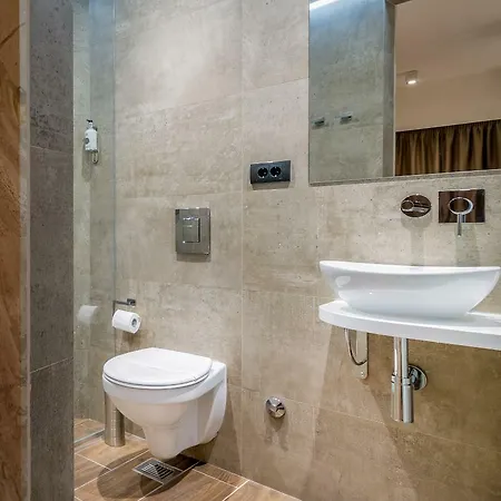 Bed and Breakfast Level Luxury